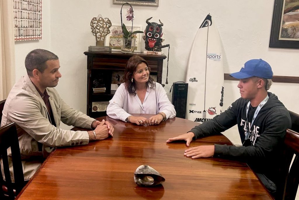 Teguise reconoce los éxitos deportivos de Miguel Ángel Martín y Dylan Donegan