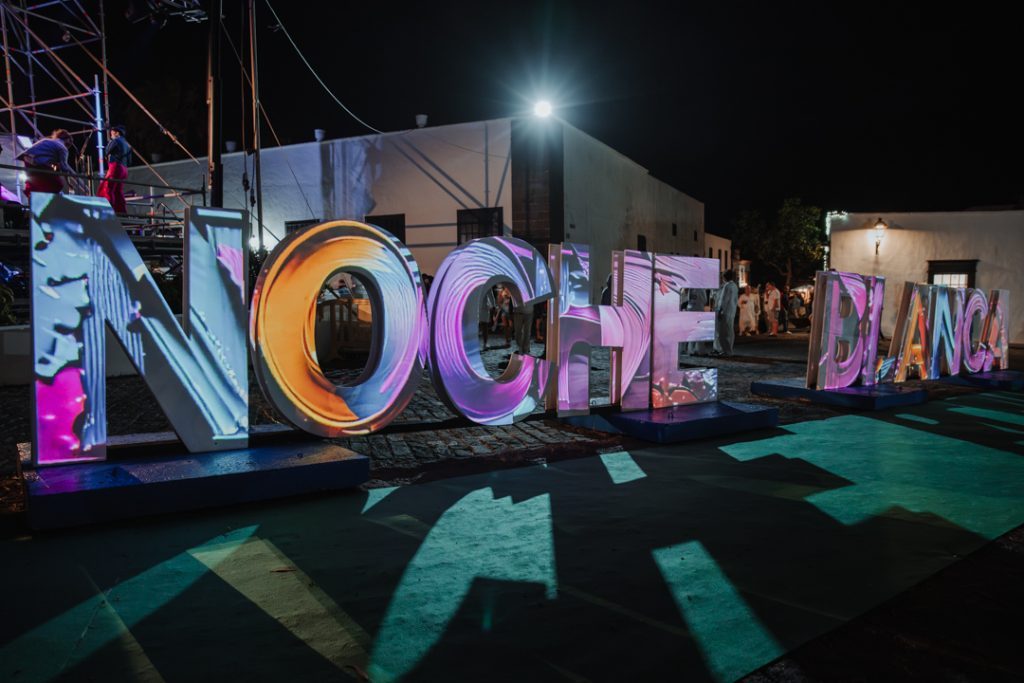 Música, cultura y gastronomía marcan la tradicional ‘Noche Blanca de Teguise’