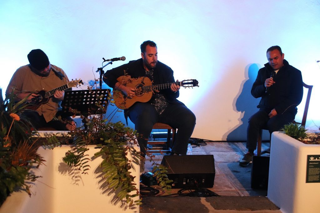 El pensamiento crítico y la música comparten espacio en la Casona de Femés