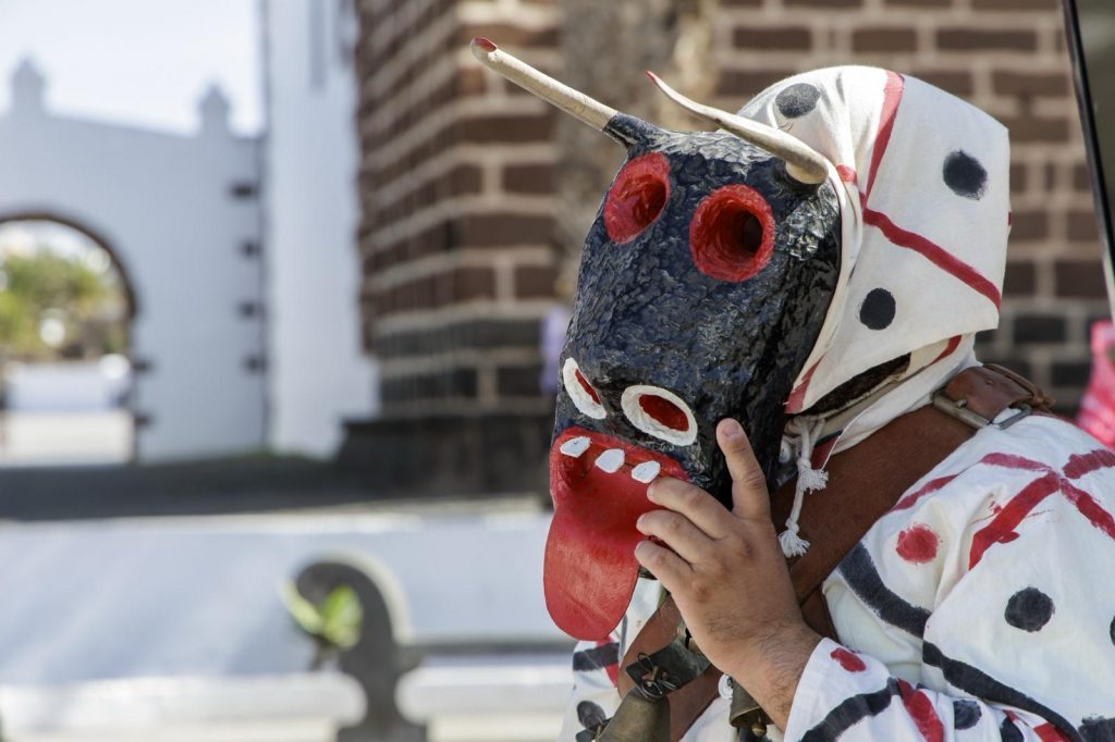 El Ayuntamiento programa más de una veintena de actos para celebrar el Carnaval en La Graciosa, Costa y Villa de Teguise