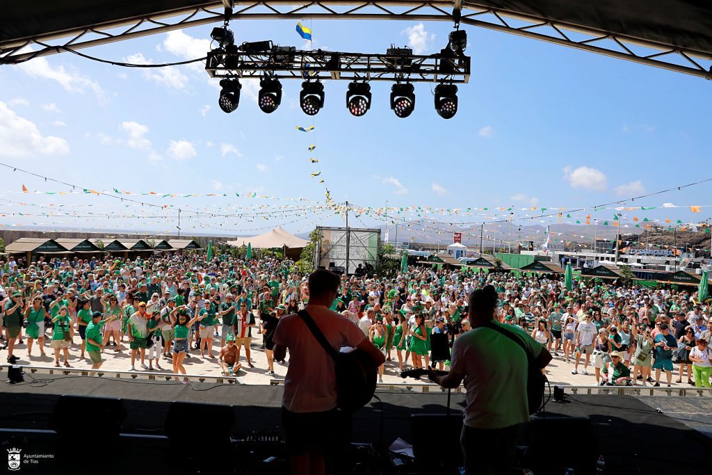 Puerto del Carmen se viste de verde para celebrar St. Patrick