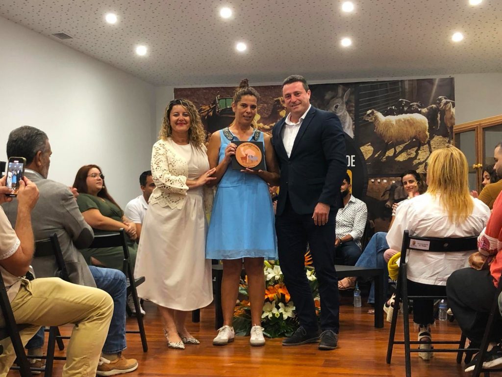 Homenaje póstumo al ganadero Tito González Medina en Uga