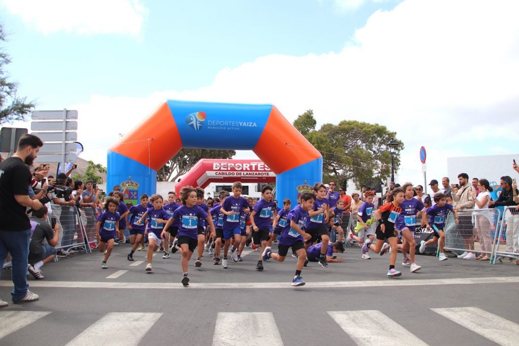 Trescientos niños y sus familias animan el inicio de la Wine Run 2025