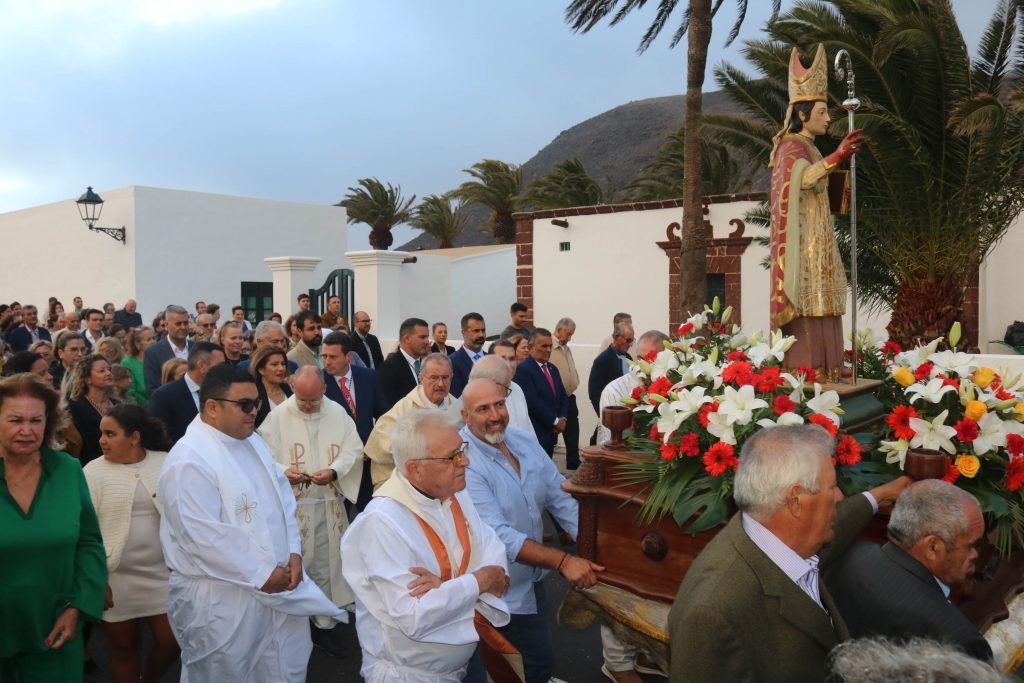 Femés venera a San Marcial con emoción, memoria y gratitud