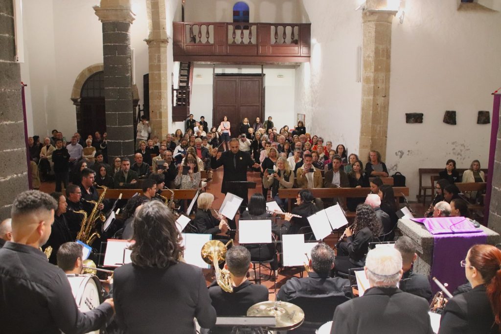 La música sacra enriquece la Semana Santa de Yaiza