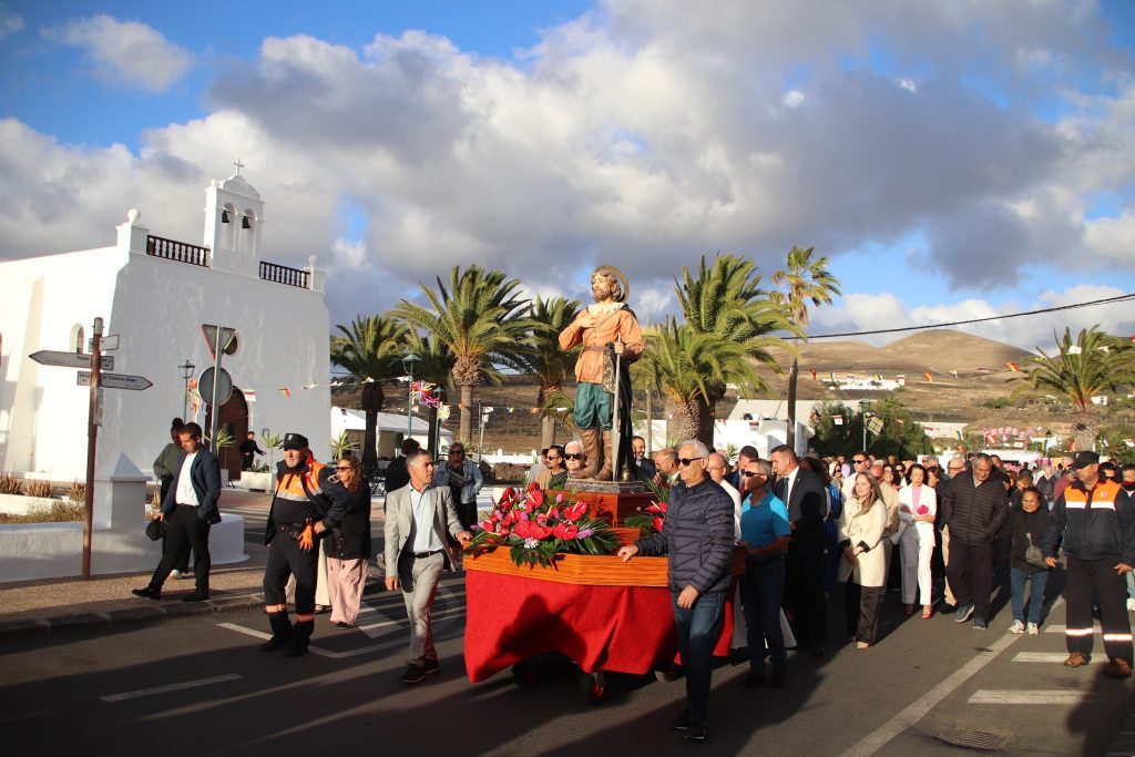 Uga celebra San Isidro expresando su devoción popular