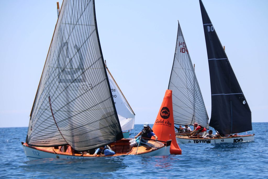 El Playa Dorada conquista el Trofeo Bernasan y se pone líder en el arranque de la VI Copa Vela Latina del Sur