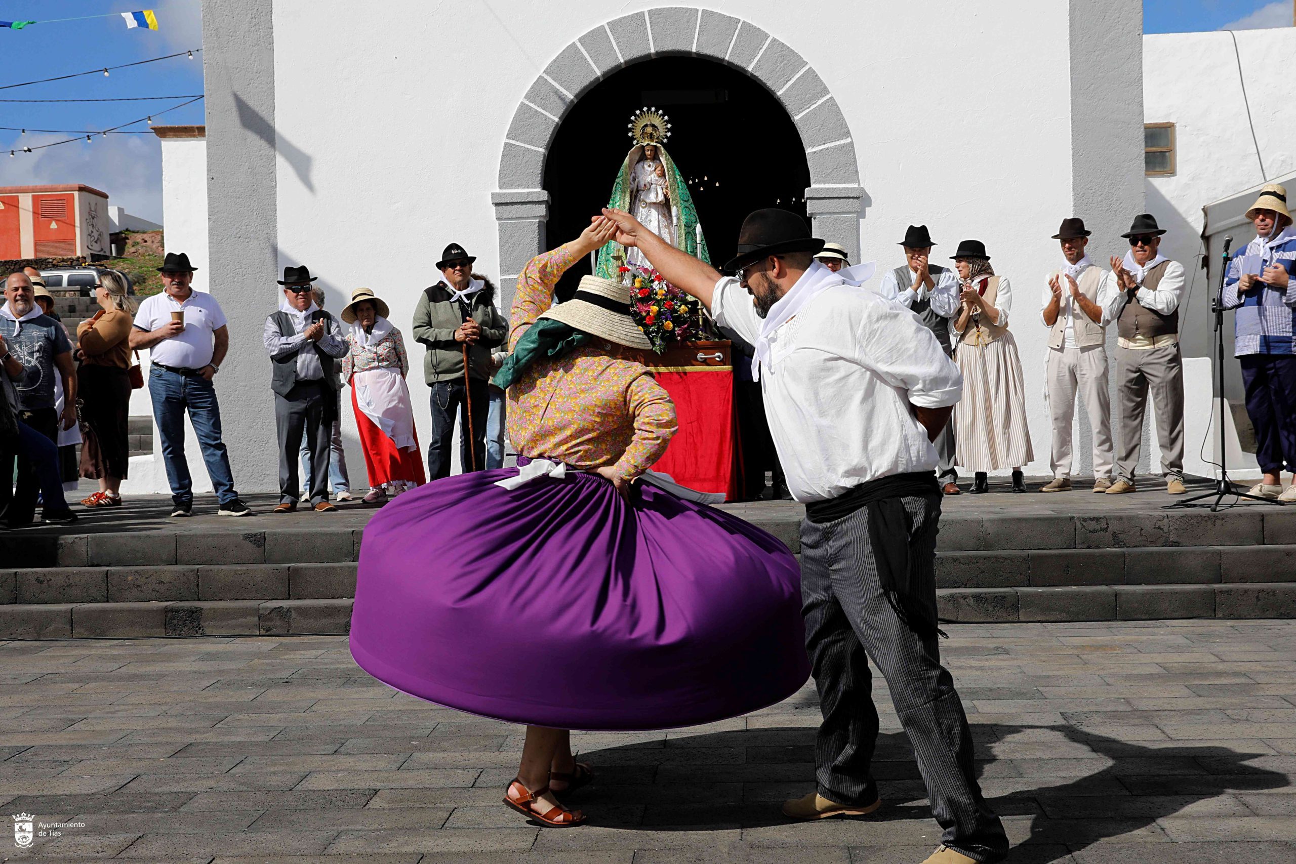 La  parroquia de la Candelaria festeja su 230 aniversario con arte sacro y una mesa redonda sobre su historia